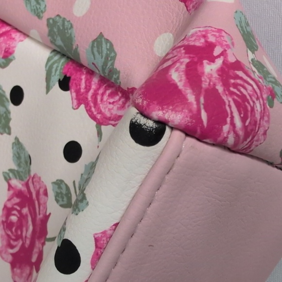 Betsey Johnson Pink Rose And Polka Dot Floral Handbag Tote Satchel EUC - Picture 12 of 12